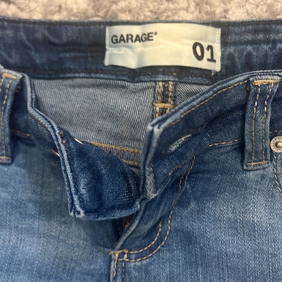 GARAGE Low Waisted Denim Shorts - Picture 2 of 3